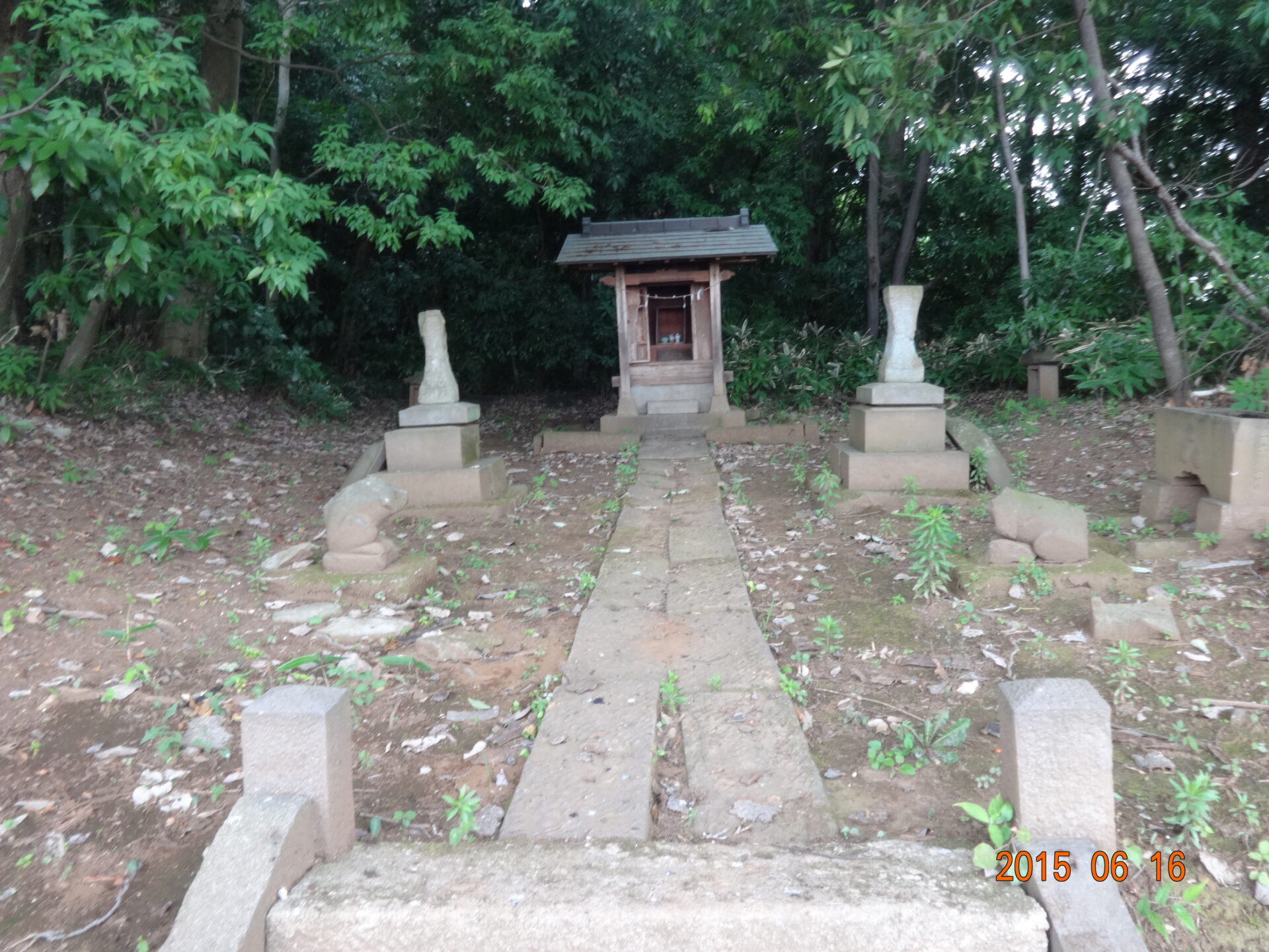 七里殺人の森・三崎稲荷大明神周辺