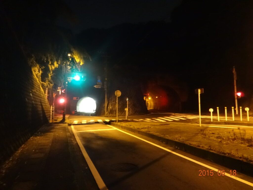 小坪トンネル（小坪隧道）付近の現地写真