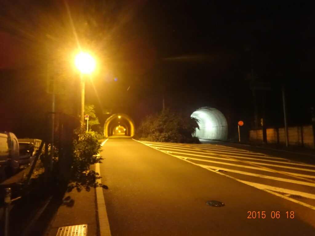 小坪トンネル（小坪隧道）付近の現地写真